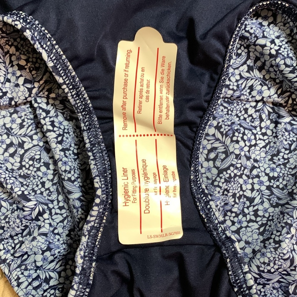 Lands’ End Women's Tugless X-Back One Piece Swimsuit Navy/Turquoise Mosaic Dot - Picture 6 of 8